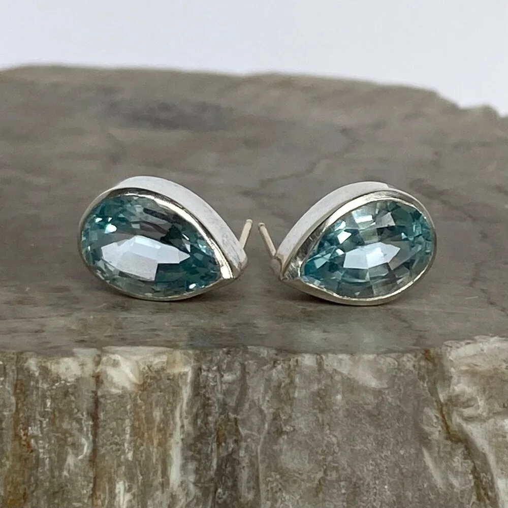 Sterling Silver 925 14K Gold Pear Shaped Chunky Blue Topaz Stud Earrings